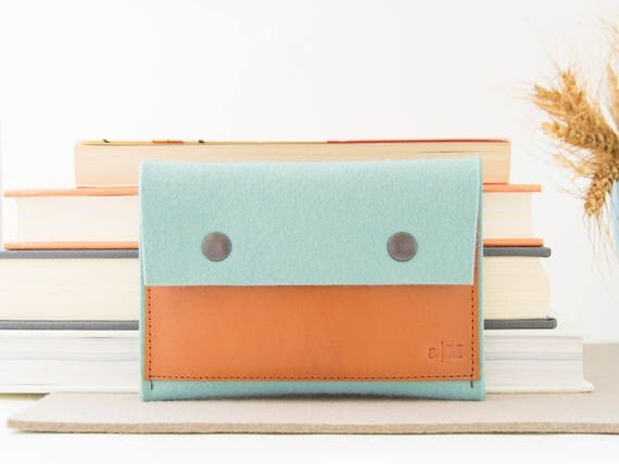 Felt and leather PASSPORT WALLET / passport case / passport cover / turquoise and tan / wool felt / handmade in Italy