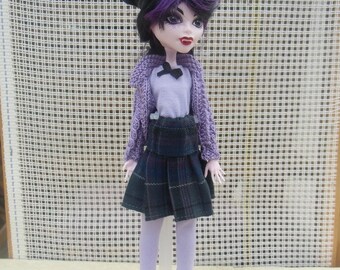 21 outfit for doll type monster or ever after