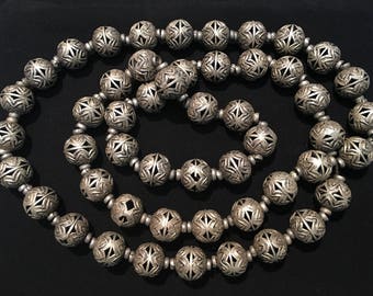 52 Vintage Beads,Vintage Spacers-Vintage finding- Kochi tribe, Handmade Vintage Jewelry Patrs-Jewellery Supplies-Vintage Beads Suppliers