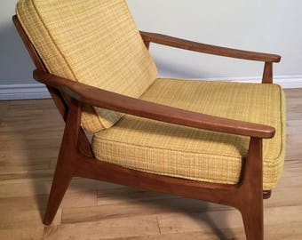 Mid century lounge chair