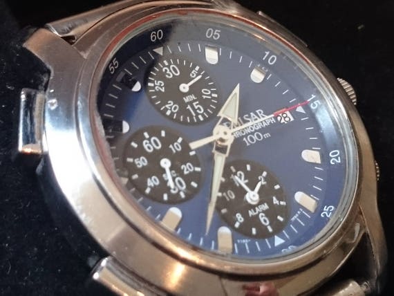 pulsar quartz alarm chronograph