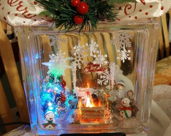 Christmas display ornaments suitcase creative ornament displays santa storage holiday booth store fitsmallbusiness luggage decorations retro using idea fashioned decoration Light box | Etsy