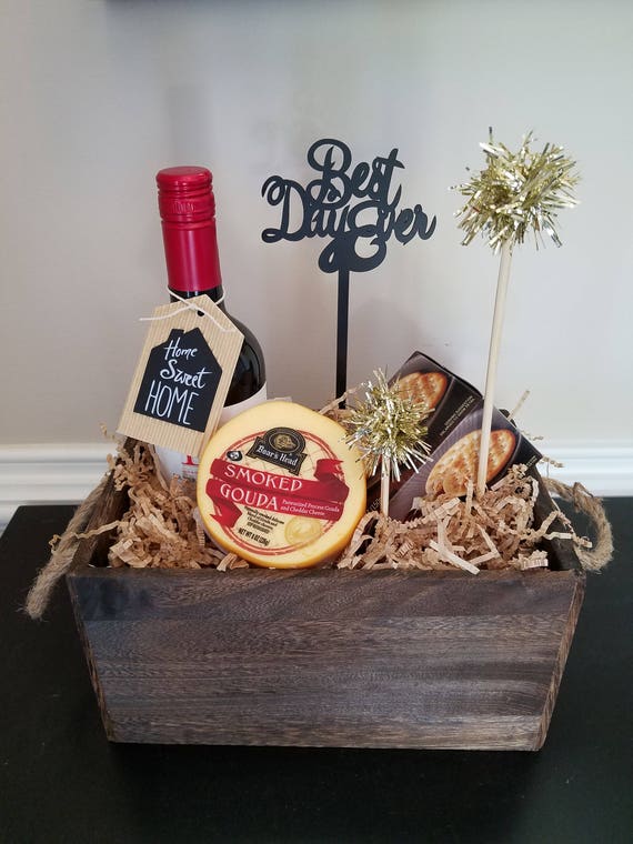 Items similar to Gift Basket on Etsy