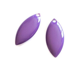x 4 shuttle enamelled purple, 23x10mm, oval sequin bifaces, double-sided