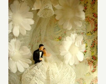 ONSALE Antique Vintage Wedding Bride and Groom Wedding Cake Topper Gorgeous Bridal Centerpiece