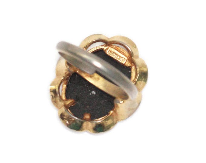 Black Glass Ring Oval Face Gold Tone Scalloped Frame Signed Napier Adjustable Vintage