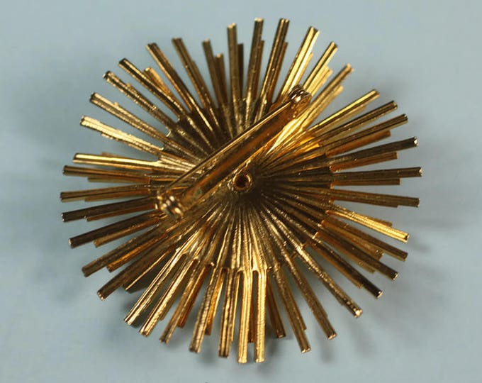 Retro Sunburst Brooch Faux Pearl Center Gold Tone Metal Vintage