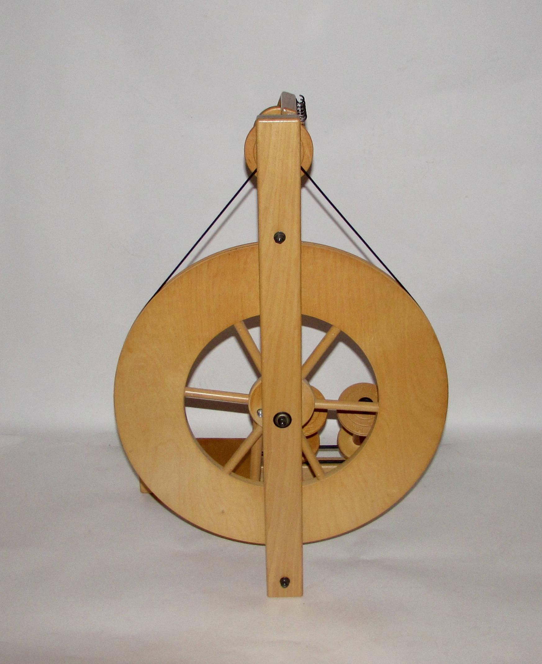 Louet S51 ST or DT Spinning wheel with 3 bobbins previously