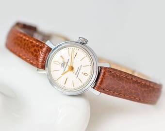 Classic women's watch Dawn\Youth, vintage woman wristwatch, mechanical girl's watch, minimalist woman watch gift, new premium leather strap