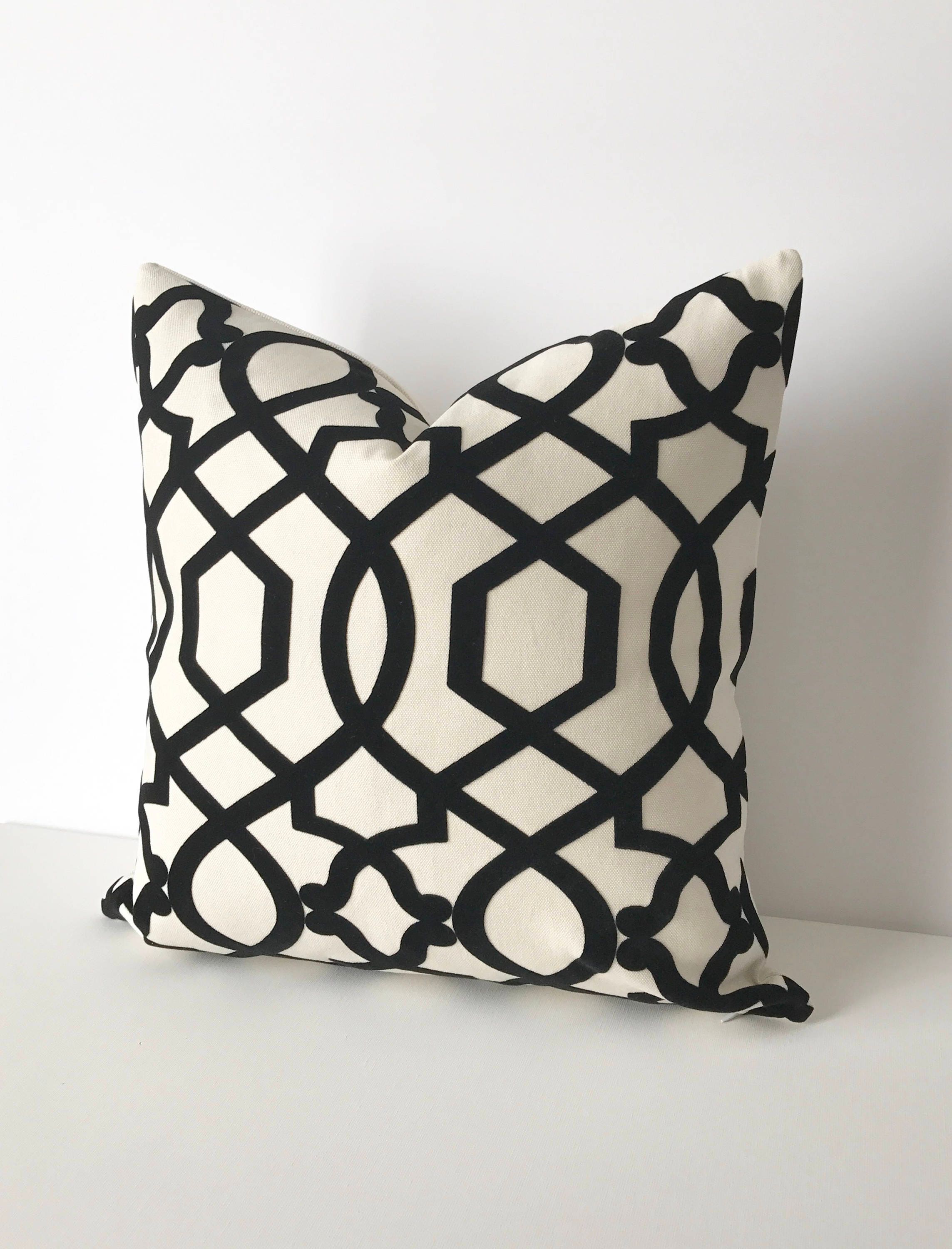 black and white throw pillows