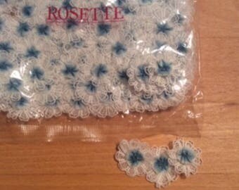 Vintage Blue & White Lace Rosettes x 100