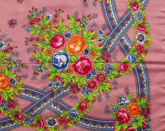 Russian shawl Different colors. Floral pink chale russe, Chic scarf, Mantón hustka. Babushka head scarf Fringed Shawls Platok