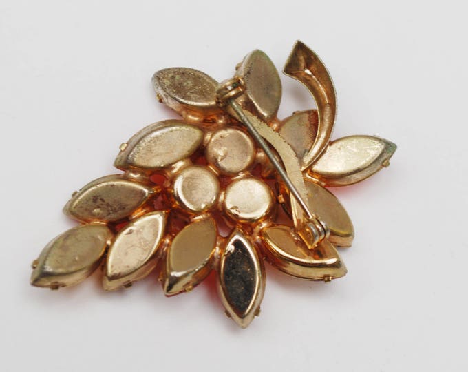 Rhinestone brooch -Ornage and Yellow Crystal - Gold metal, - mid century floral pin