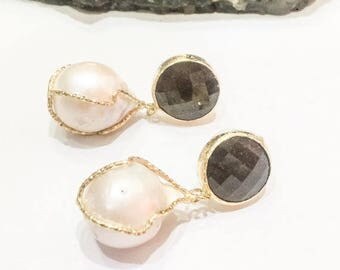 SALE Labradorite and Baroque Pearl Earrings