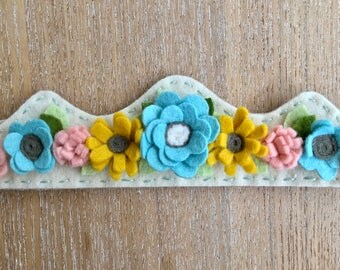 Felt Birthday crown, felt crown, wool felt crown, birthday crown, dress up, baby photo prop