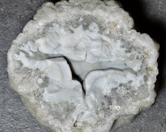 Chalcedony geode | Etsy