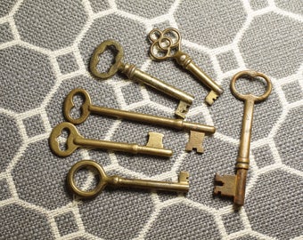 Six Antique Brass Skeleton Keys - Solid Brass Skeleton Key Collection - Old Steampunk Keys