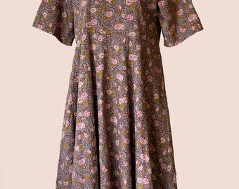 Oversized long boho DRESS * brown with flowers pattern, short sleeves, open back * handmade
