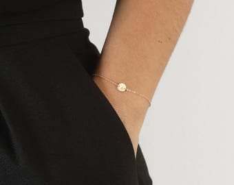Tiny Initial Bracelet, Dainty Disc Bracelet, Engraved Disc Bracelet, Personalized Bracelet, Delicate Initial Bracelet, Initials Jewelry/B116