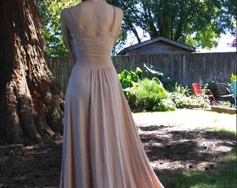 1940s pale pink rayon jersey maxi dress // xs-small