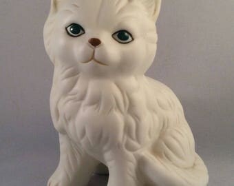 Vintage White Persian Cat - Kitty Figurine with Green Eyes and Brown Nose - Gift for Cat Lover - Cat Collector