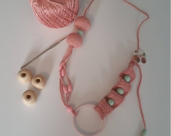 Breastfeeding or nursing necklace