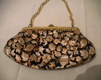Embroidered clutch evening bag / S 30