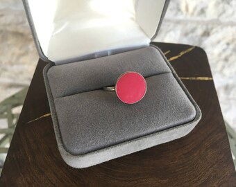 Pink Sterling Silver Ring Vintage Mod Ring Pink Enamel Size 7 1/2 Ring Vintage Costume Jewelry