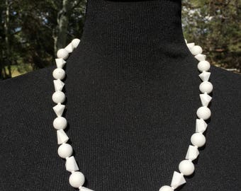 Vintage WEST GERMANY White Plastic Bead Necklace - White Geometric Bead Necklace - Midcentury Beaded Necklace - Wilma Flintstone - 25 Inches