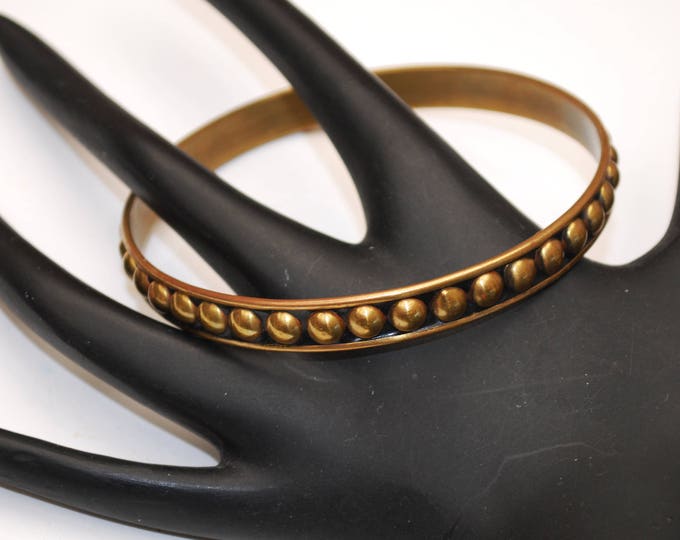 Boho Brass Bangle - Vintage large gold bracelet - 9 inches