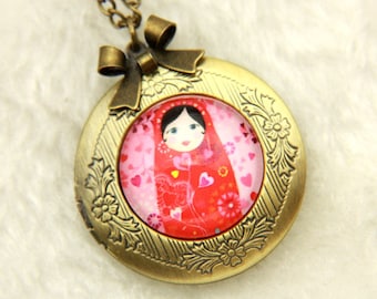 Necklace locket Russian doll matriochkas 2020m