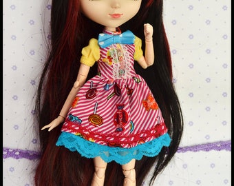 Dress for Blythe, Pullip Doll and Obitsu size M.