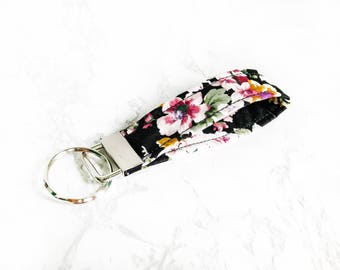 Flower keychain | Etsy