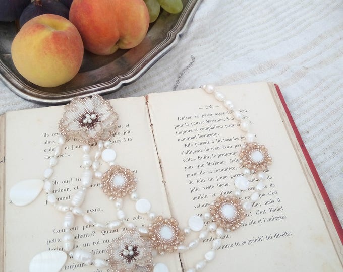 Bridal Pearl Statement Necklace, Flowers Fall Necklace, Wedding Bib Statement Necklace, Pearl Bib Necklace, Vintage Inspired Necklace
