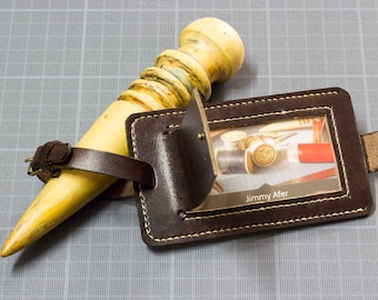 Etiquette à bagage en cuir