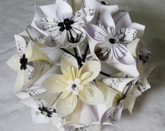 Origami paper flower bouquet