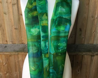 Green multicoloured long silk - squares