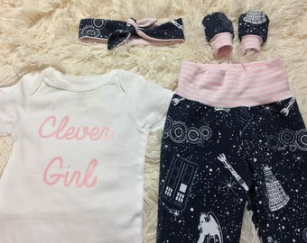 NEW! Doctor Who newborn set, going home outfit, nerdy baby set, newborn baby boy set, doctor who baby set, clever girl set