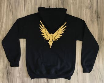 logan paul maverick gold bird