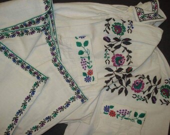Ukrainian vintage blouse sorochka vyshivanka vyshyvanka etno Vinnitsa Ukraine hand embroidered