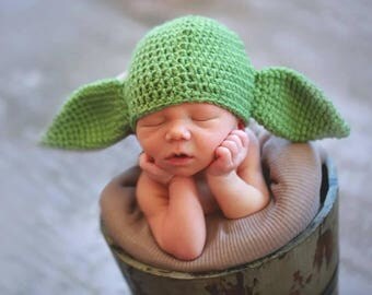 Newborn Yoda inspired hat , baby yoda hat, crochet yoda baby hat, alien baby hat