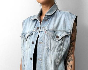 Vintage, Made in Canada, Light-Wash, Levis, Cut-Off Sleeves, Sleeveless, Oversized, Unisex, Boyfriend-Style, Jean Jacket, Vest