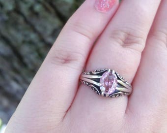 Vintage Sterling Silver Pink Crystal Ring