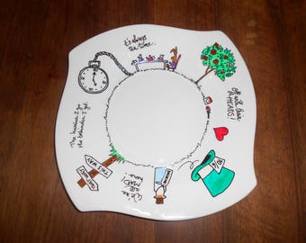 Little serving plate - Alice's Adventures in Wonderland (multi quotes)
