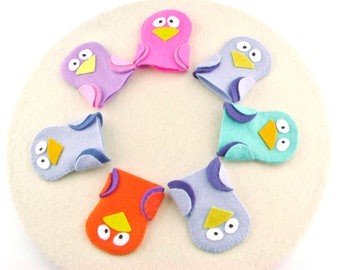 Handmade Felt Bird Puppet, Felt Toy, Teacher Gift, Easter GIft, Pretend Play, Gift for Little Girl, Little Boy Toy, Preschool Toy, Pink Felt