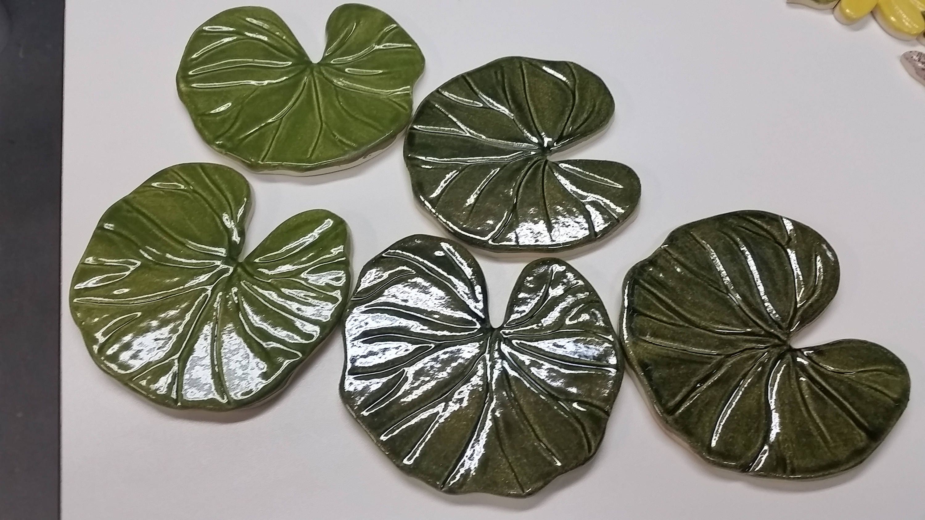 Medium Lily Pad Ceramic Tile for Mosaic