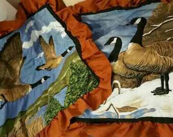 Hunting Geese, pillow cases pair