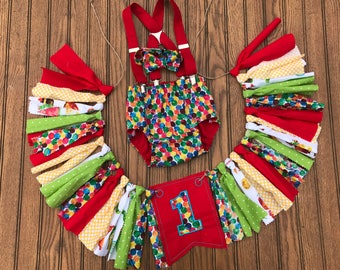 The very hungry caterpillar cake smash outfit and banner