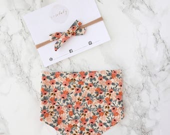 Pink Floral Bib, baby girl, baby girl gift, baby bandana bib, baby bandana, baby bibs, bibs, dribble bib, drool bib, baby shower gift