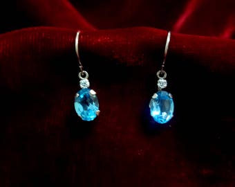14kt white gold dangling Aquamarine Earrings